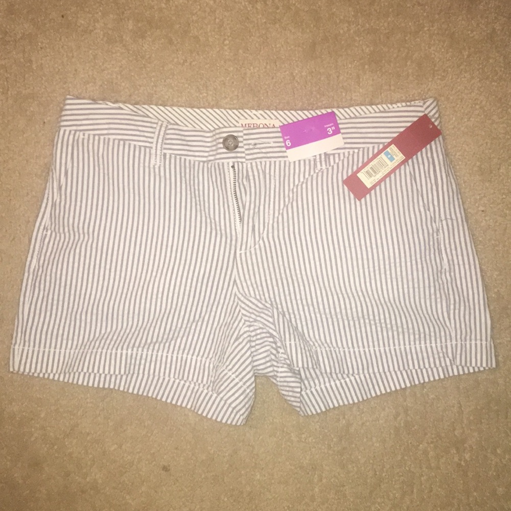 Merona shorts size 6, NWT